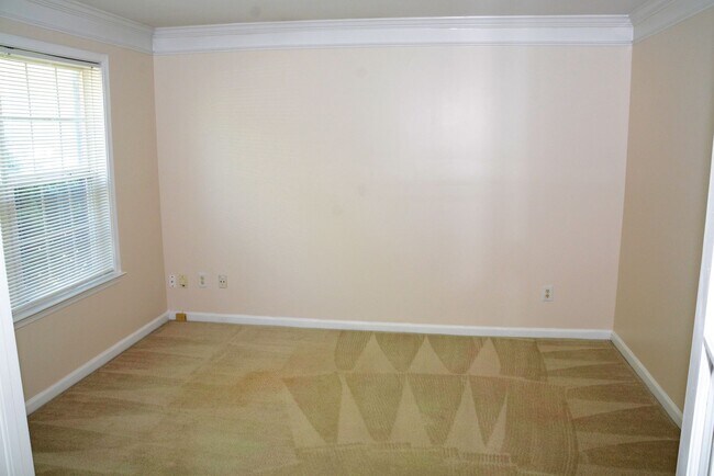 Building Photo - 11512 Fox Hill Dr