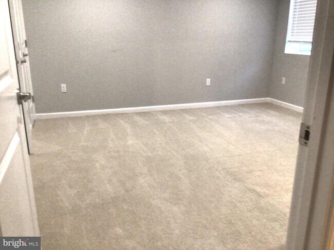 Building Photo - 24903 Dahlia Manor Pl