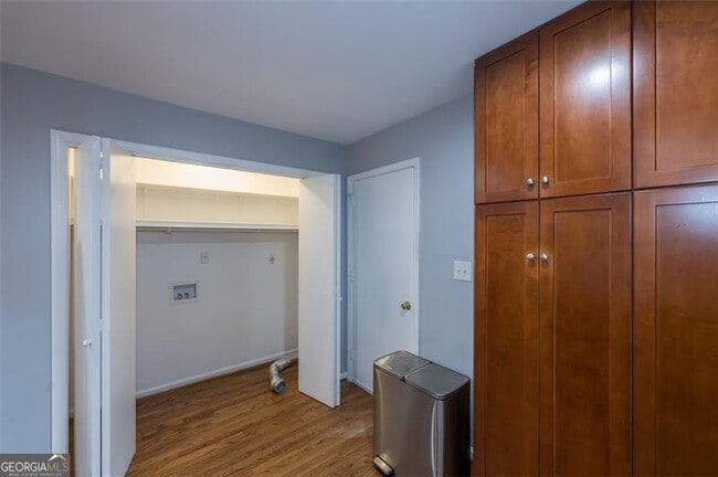Building Photo - 1125 Trailmore Dr