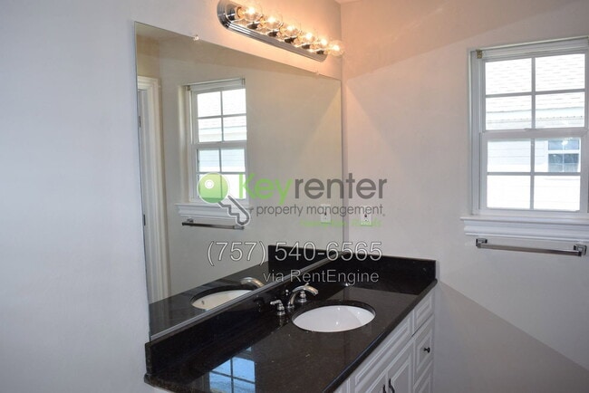 Building Photo - 4205 Dunning Rd