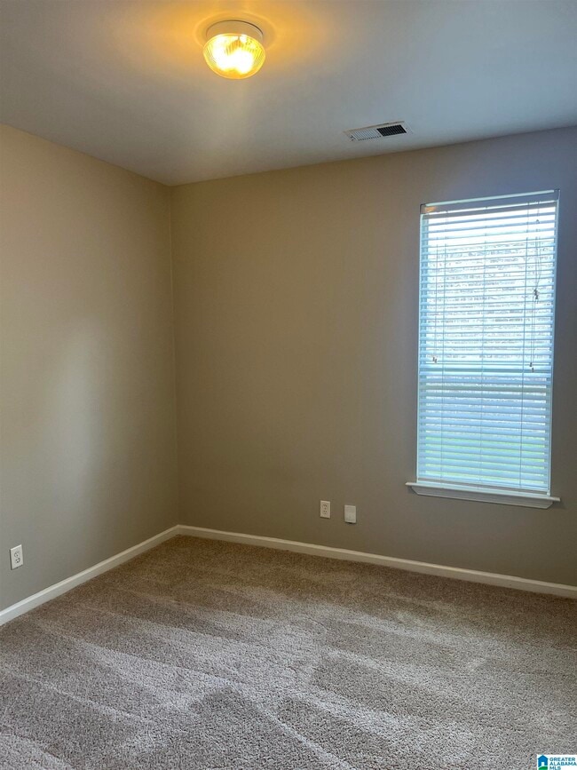 Building Photo - 134 Gardenside Dr
