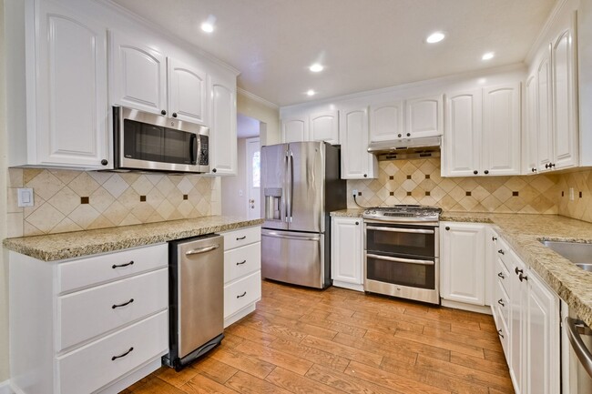 Building Photo - Remodeled Home- Gas Range- Double Pane Win...