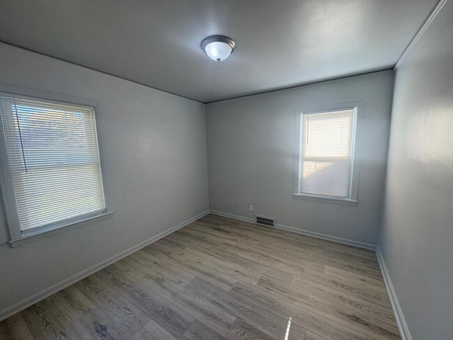 Building Photo - 11326 Marlowe St