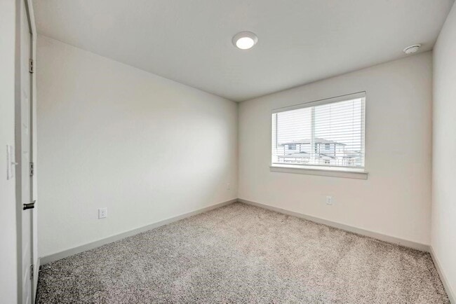 Building Photo - 2120 Ettalee Ct