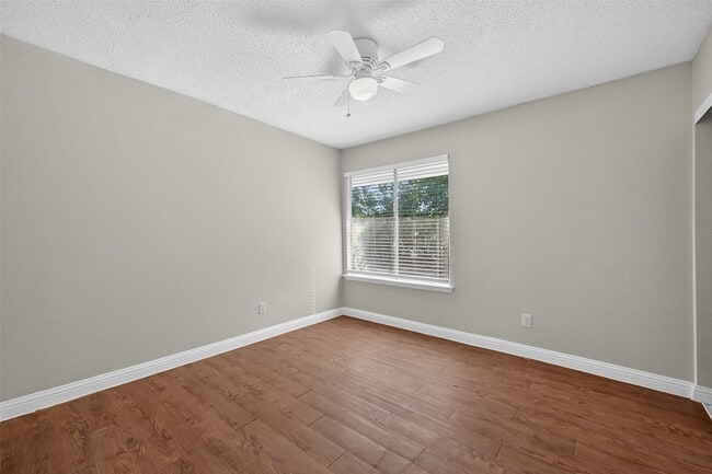 Building Photo - 7711 Del Glen Ln