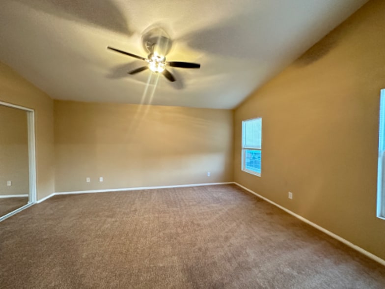 Building Photo - 1224 Periwinkle Pl