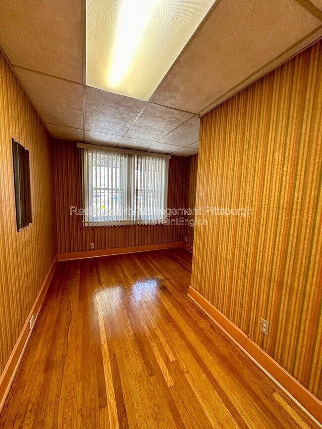 Building Photo - 5738 Melvin St