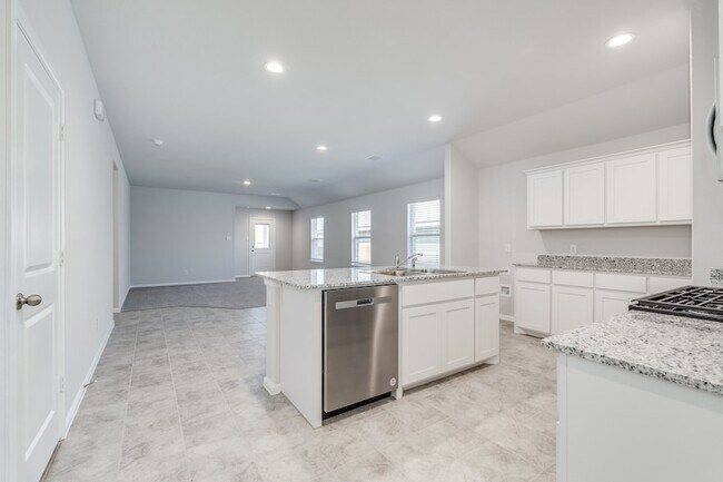 Building Photo - 5808 Piedrosa Ct