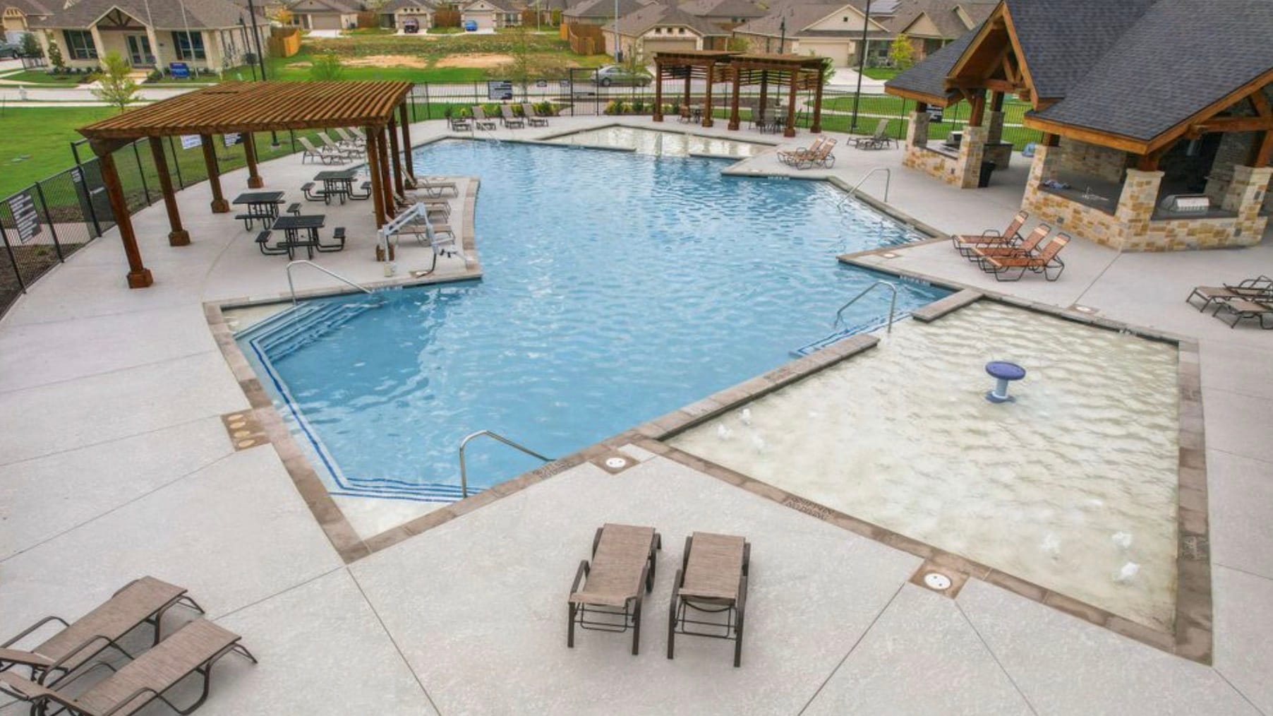 Building Photo - 1033 Cortijo Way
