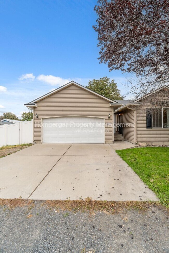 Building Photo - 621 S Bowdish Rd