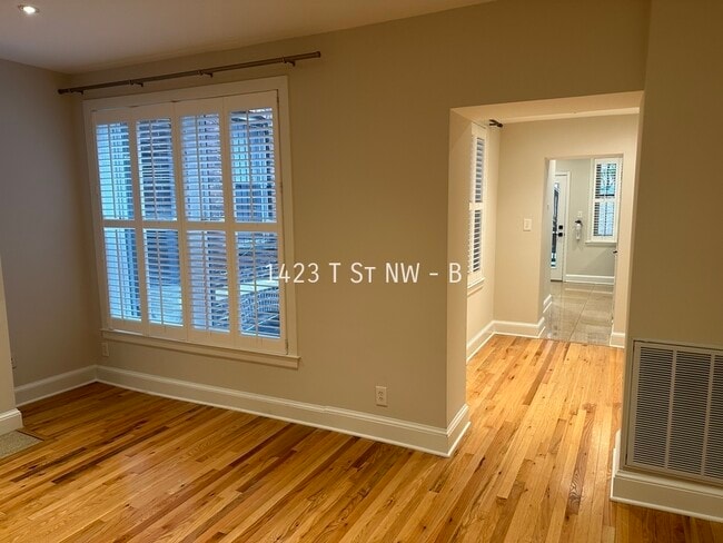 Building Photo - 1423 T St NW