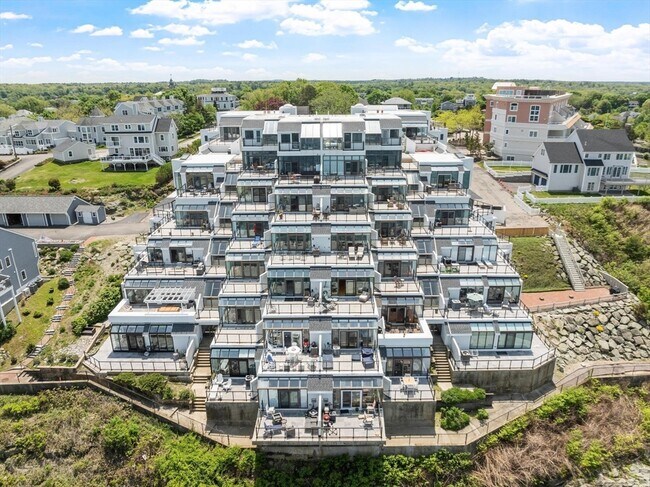 Building Photo - 40 Oceanside Dr