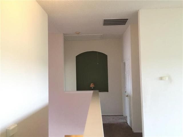 Building Photo - 5143 Autumn