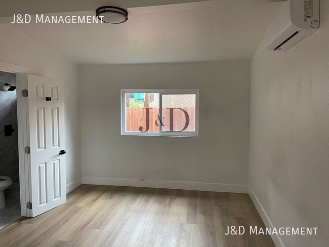 Building Photo - 4253 College Ave