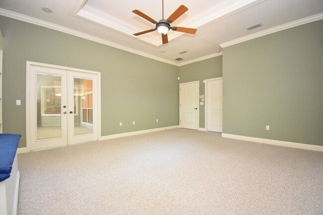 Building Photo - 2414 SW 98 Dr