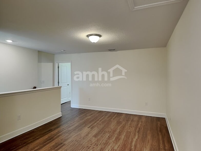 Building Photo - 4335 Reisswood Lp