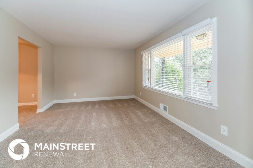 Building Photo - 3919 Wisteria Ln SW