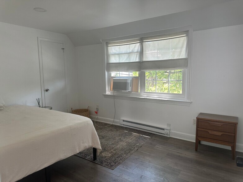 1st Bedroom - 1607 Bedford St