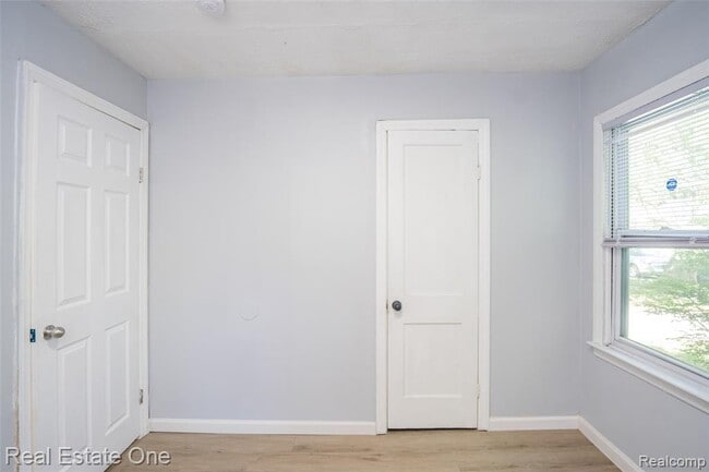 Building Photo - 22675 Santa Maria St