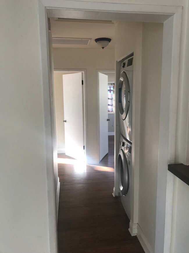 Building Photo - 1141 Nowita Pl