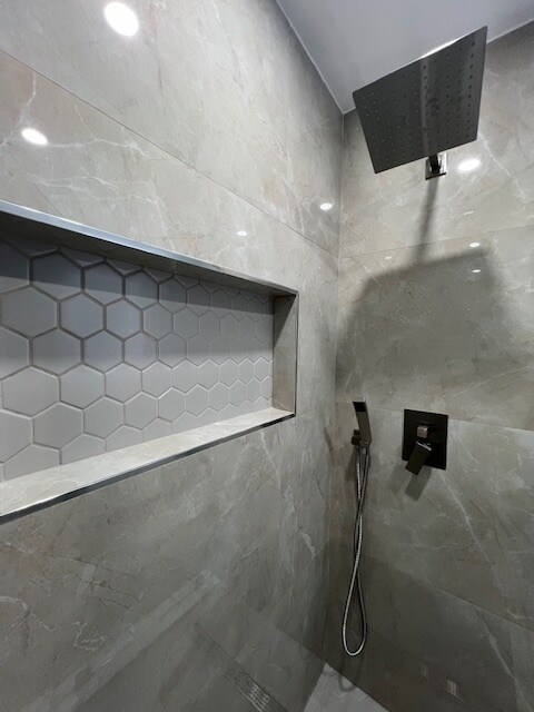 Building Photo - 5415 NW 22nd St