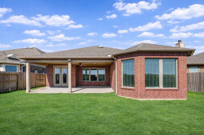 Building Photo - 26311 Parkman Grove Dr