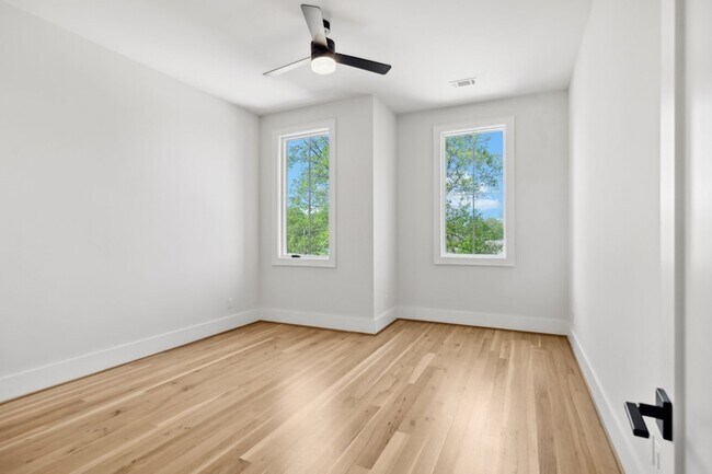Building Photo - 85 Brookwood Terrace