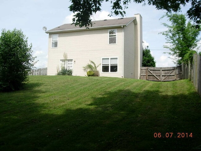 Building Photo - Bellevue Home