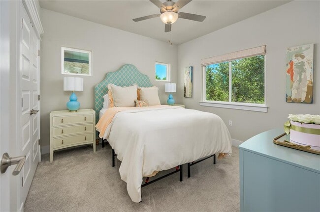 Building Photo - 142 Volterra Ln