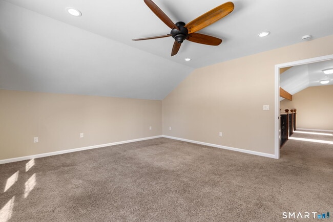 Building Photo - 5 Sunningdale Ln