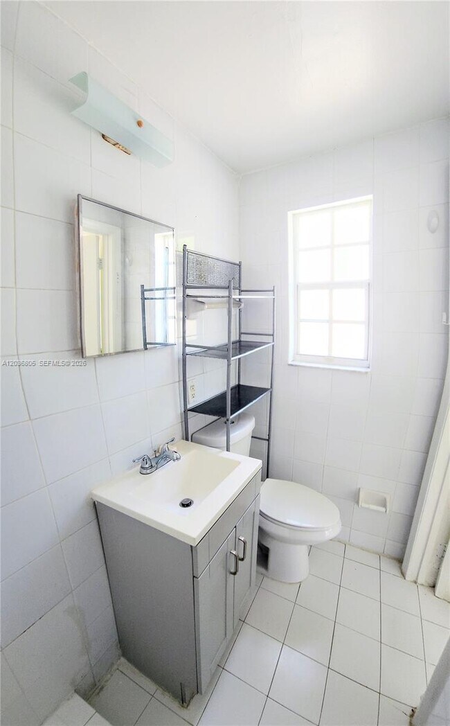 Building Photo - 235 NE 77th St