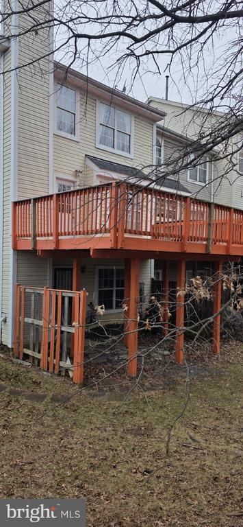 Building Photo - 7801 Vanity Fair Dr