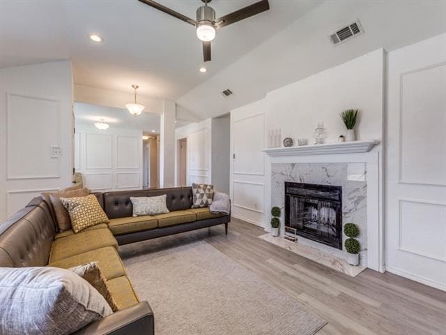Building Photo - 2614 San Saba St