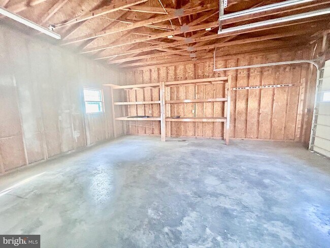 Building Photo - 307 Raven Rd