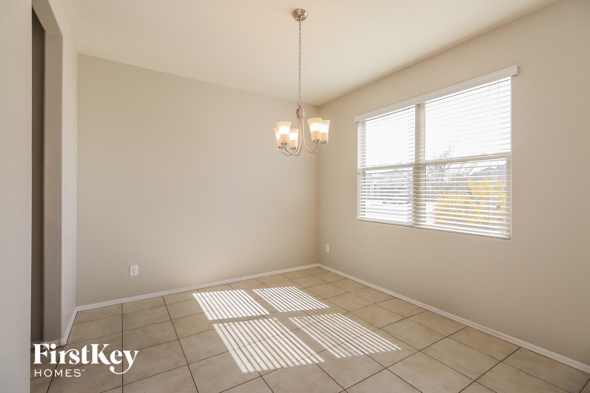 Building Photo - 11148 E Sunflower Ct