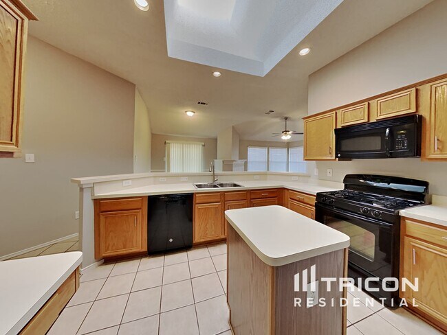Building Photo - 1119 Cavalcade Dr
