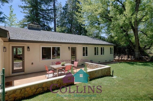 Building Photo - 11384 Francis Dr