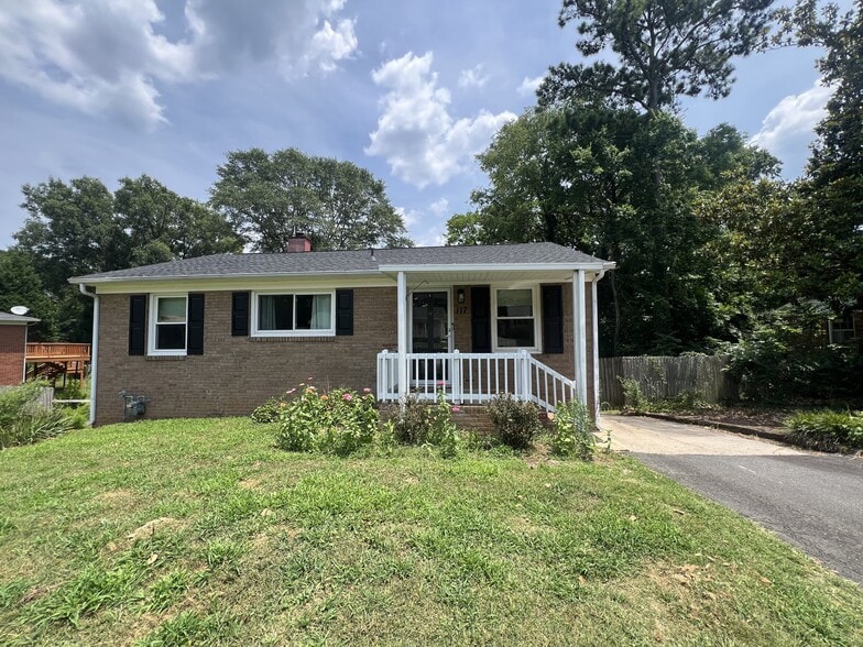 Building Photo - 117 Marine Dr
