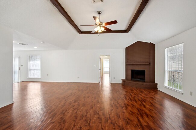 Building Photo - 13411 Creek Springs Dr