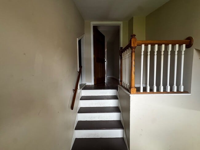 Building Photo - 5103 Gifford Ave