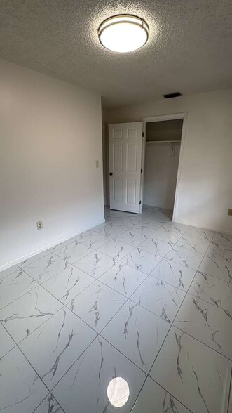 Building Photo - 240 Mlk Blvd S