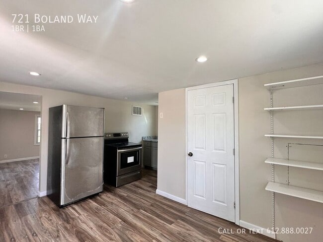 Building Photo - 721 Boland Wy