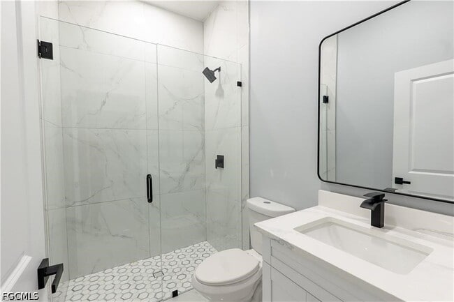 Building Photo - 4703 Elva Ave S