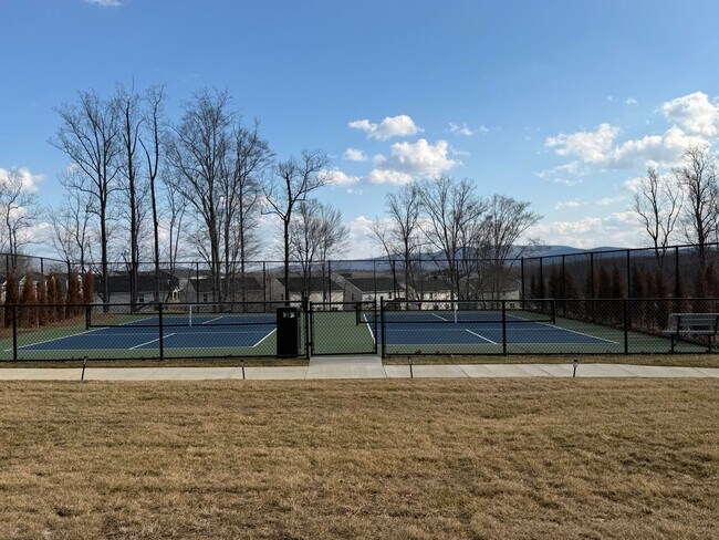 Building Photo - 59 Glacier Ave