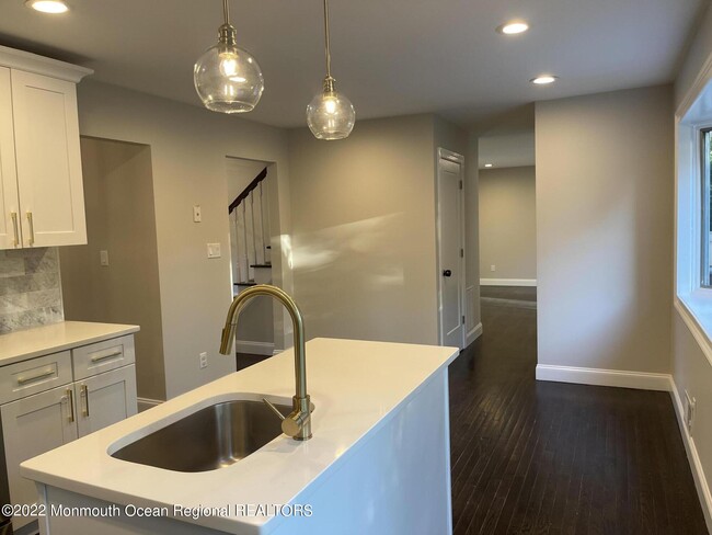 Building Photo - 5 Stockport Way