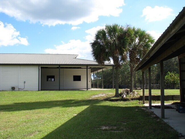 Building Photo - Beautiful 11.16 Acre Farm with Lots of Amenities!