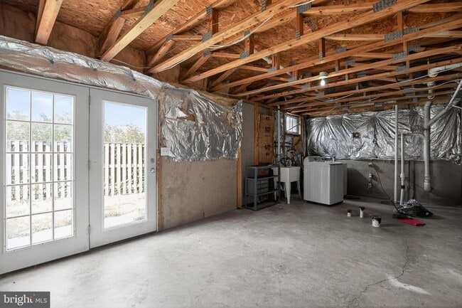 Building Photo - 22513 Castle Pollard Way