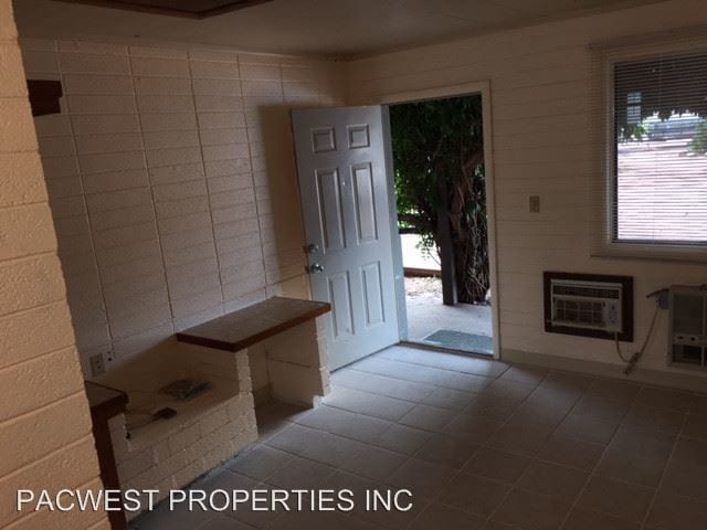 Building Photo - 3655 AZ-260