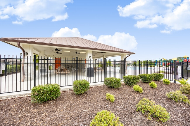 Building Photo - 4635 Mendocino Way