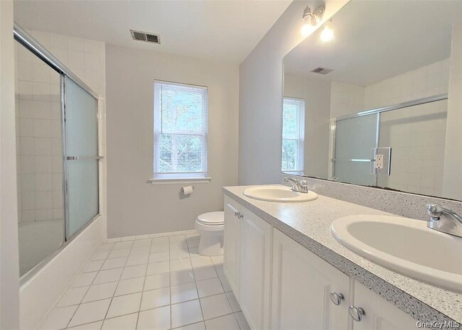 Building Photo - 19 Sunflower Ridge Rd